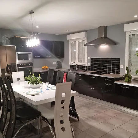 招待所 D'hote Lempautoise